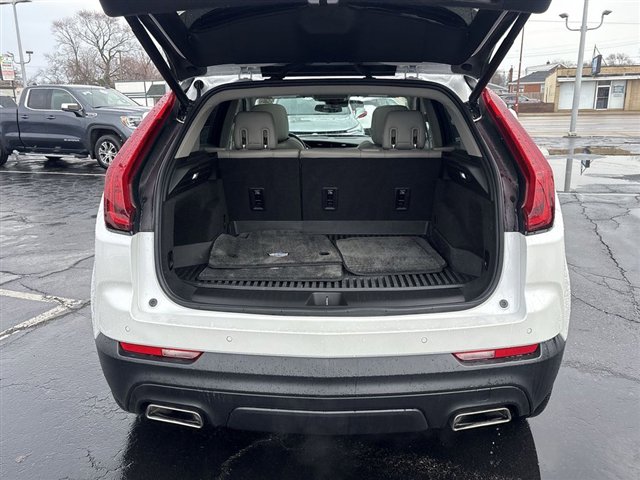 Certified 2023 Cadillac XT4 Luxury w/ Cold Weather Package image 25