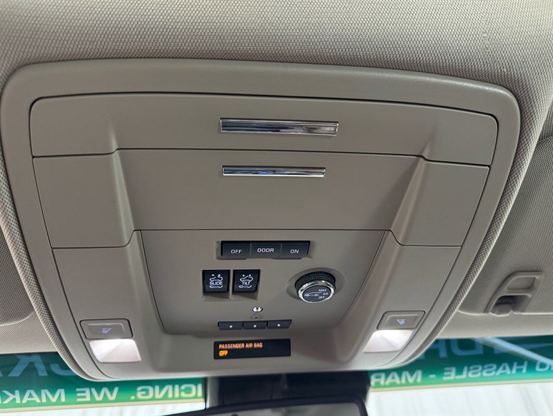 Used 2018 Chevrolet Tahoe LT w/ RST Edition AWD/4WD image 23