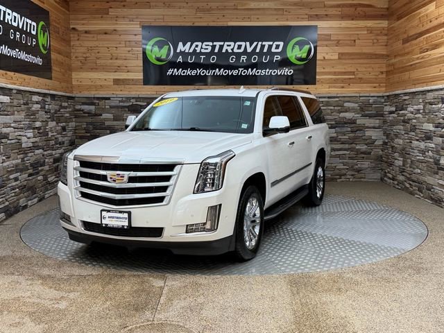 Used 2019 Cadillac Escalade ESV 4WD image 4