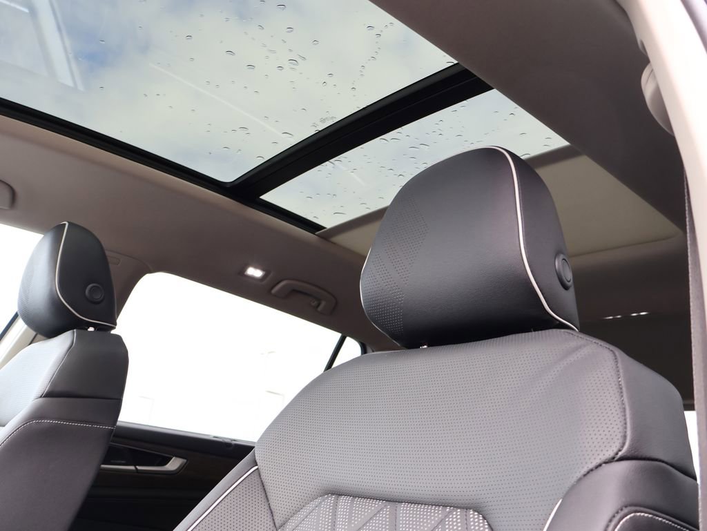 New 2026 Volkswagen Atlas SEL Premium R-Line image 45