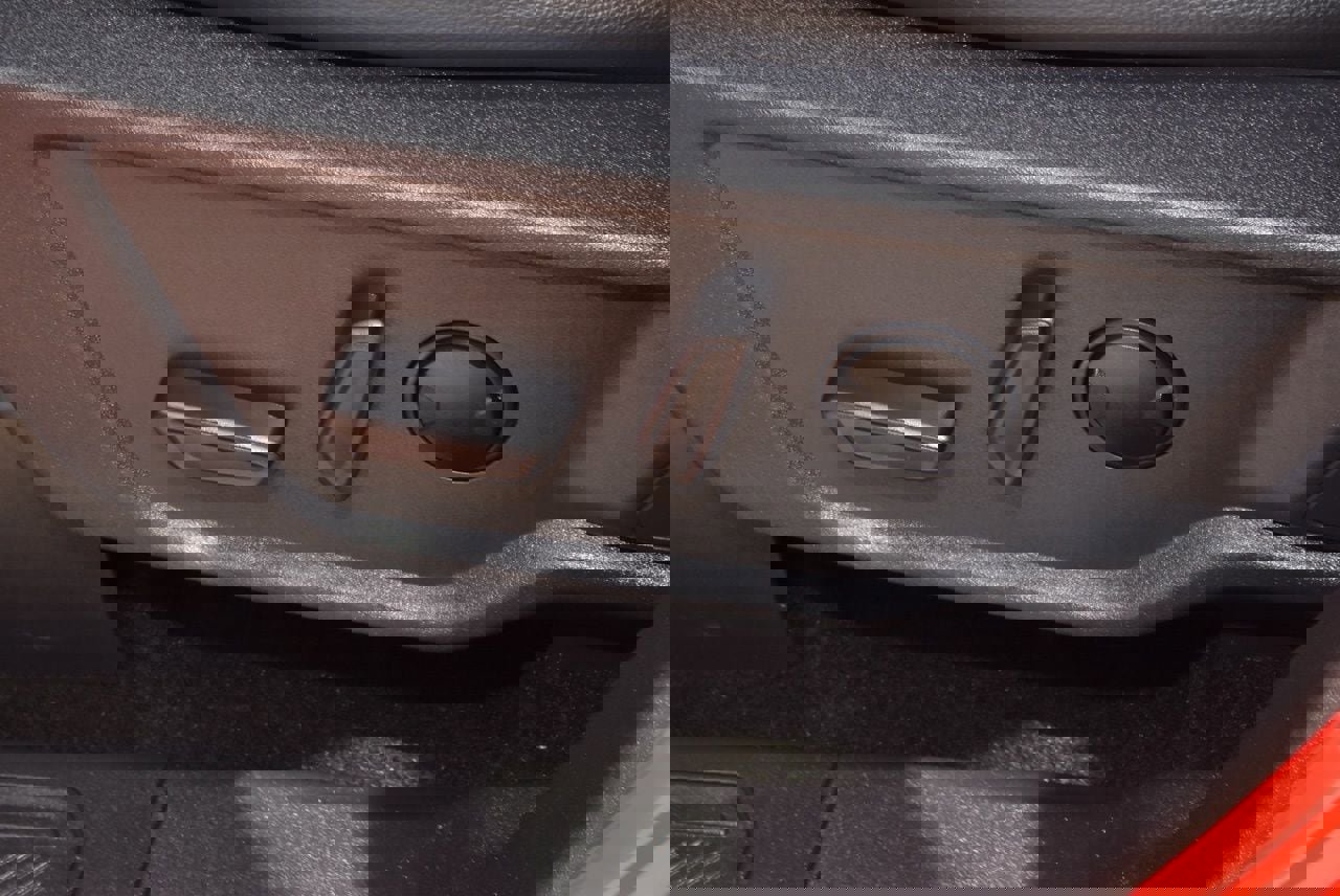 Certified 2024 Ford Bronco Wildtrak AWD/4WD image 40