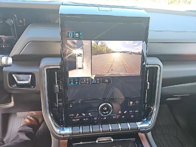 New 2026 GMC Yukon Denali w/ Advanced Technology Package image 15