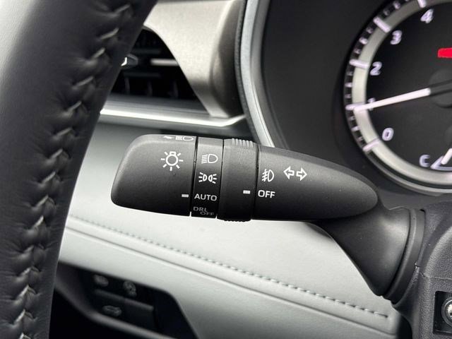 Used 2026 Toyota Highlander XLE image 27