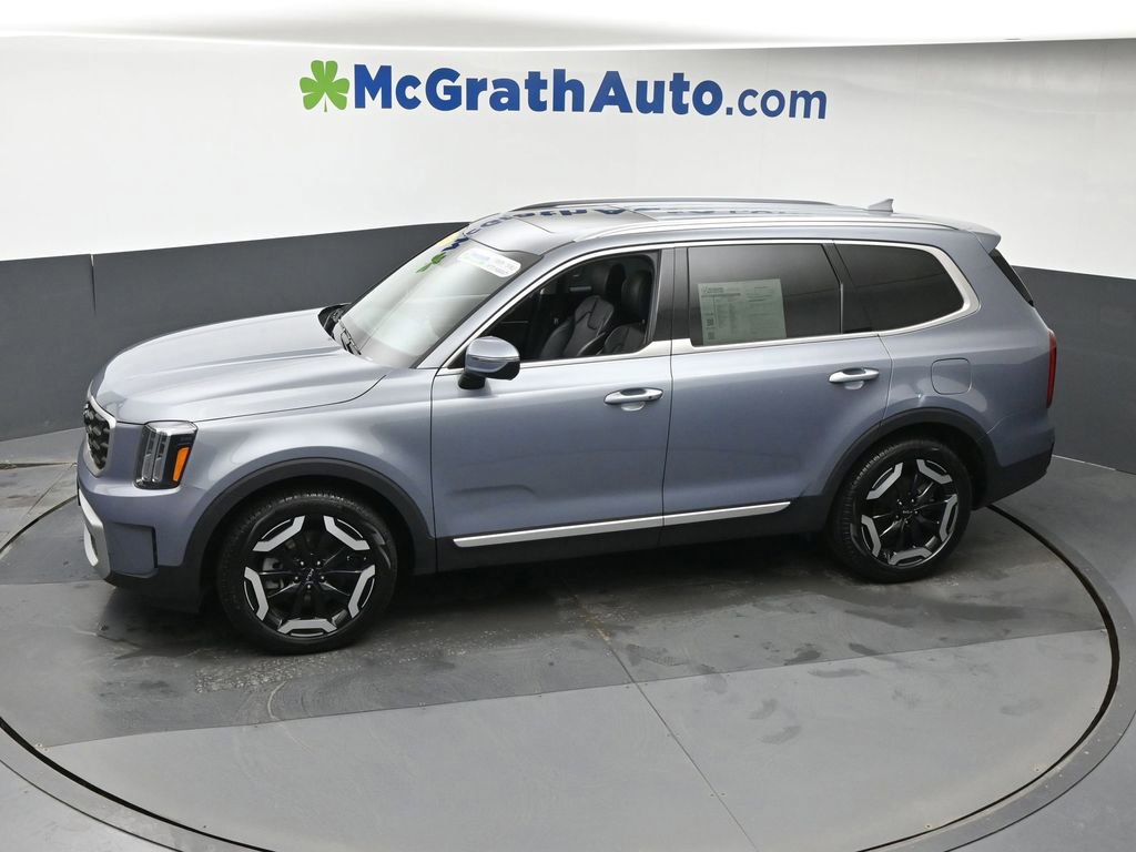 Used 2025 Kia Telluride S image 21