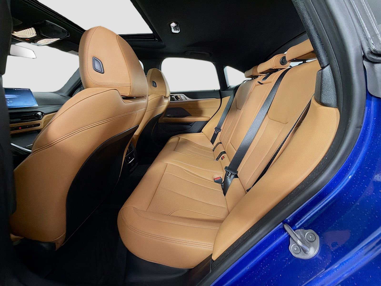 Used 2025 BMW 430i xDrive w/ M Sport Package image 25