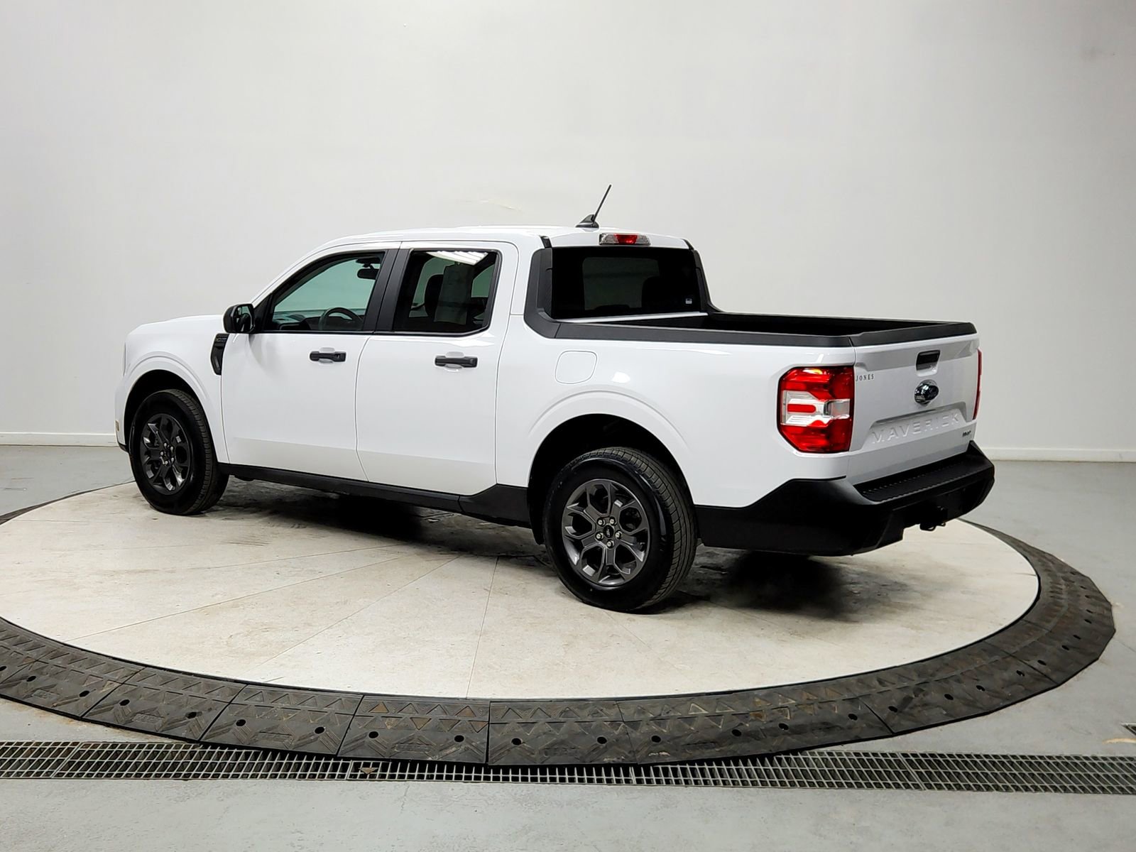 Used 2024 Ford Maverick XLT w/ Equipment Group 300A Standard image 5