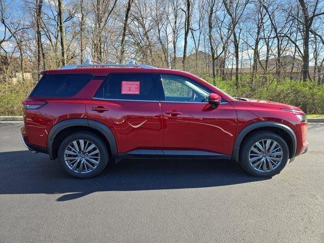 Certified 2025 Nissan Pathfinder SL w/ SL Premium Package image 2