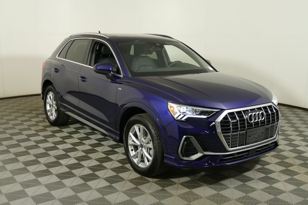 Used 2023 Audi Q3 2.0T Premium w/ Convenience Package