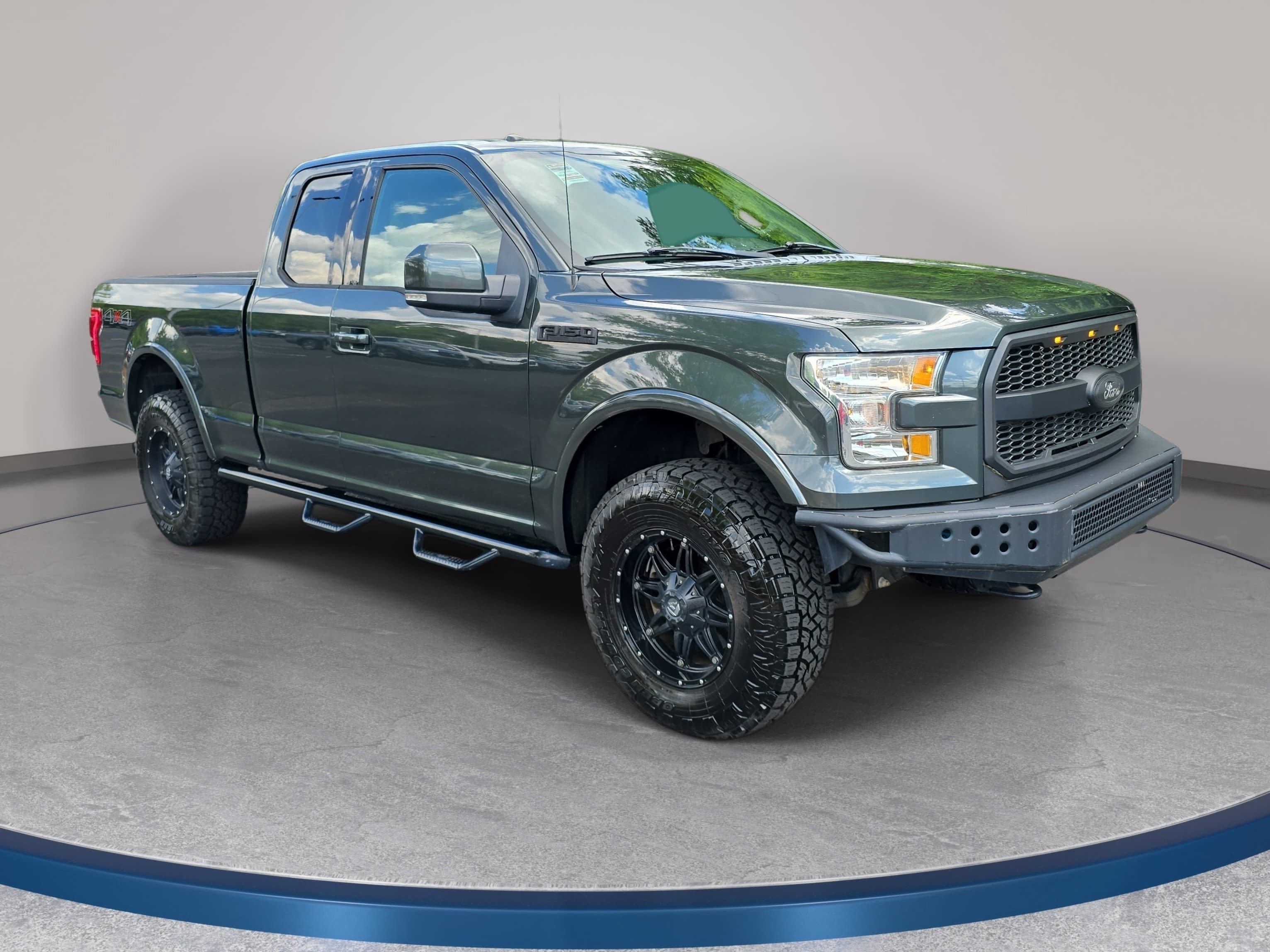 Used 2015 Ford F150 Lariat w/ Equipment Group 501A Mid AWD/4WD image 3