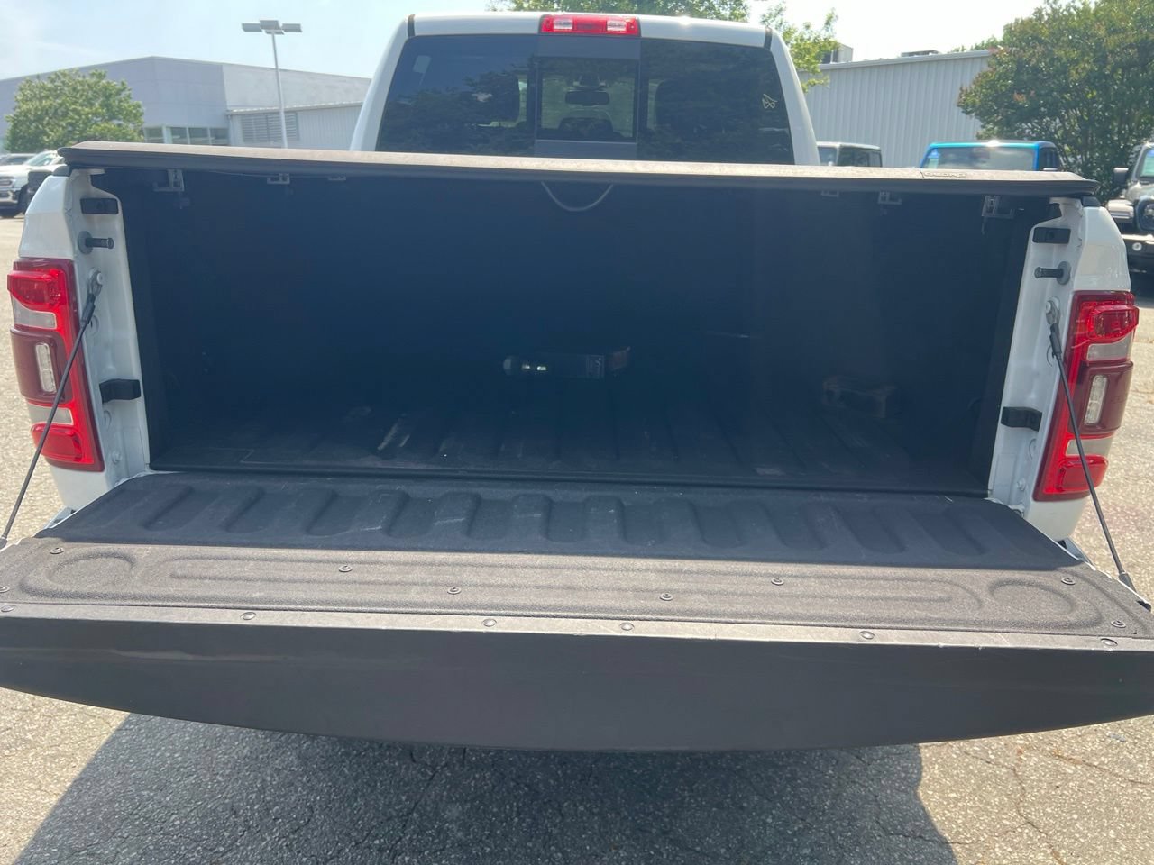 Used 2022 RAM 2500 Limited AWD/4WD image 21