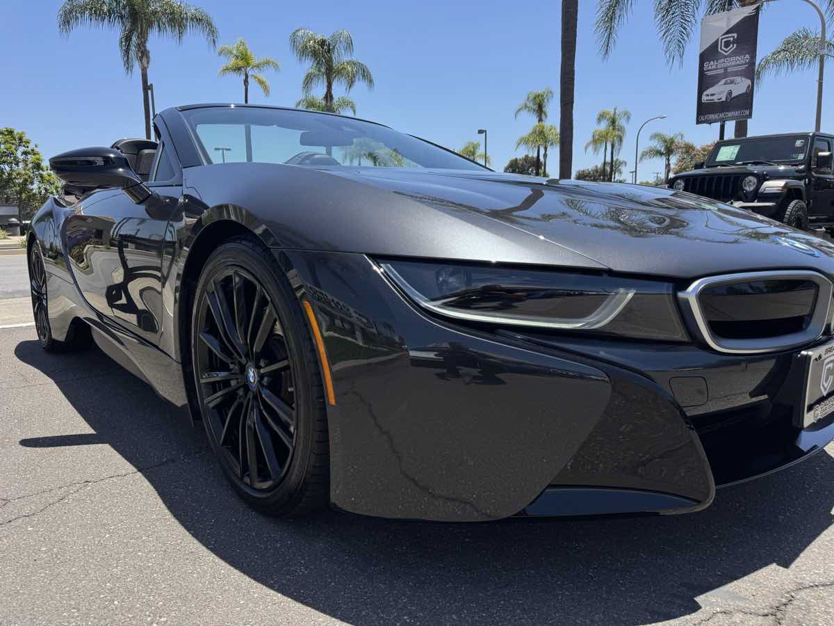 Used 2019 BMW i8 Roadster AWD/4WD image 12