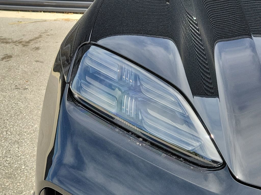 New 2026 Porsche Macan GTS Electric image 15