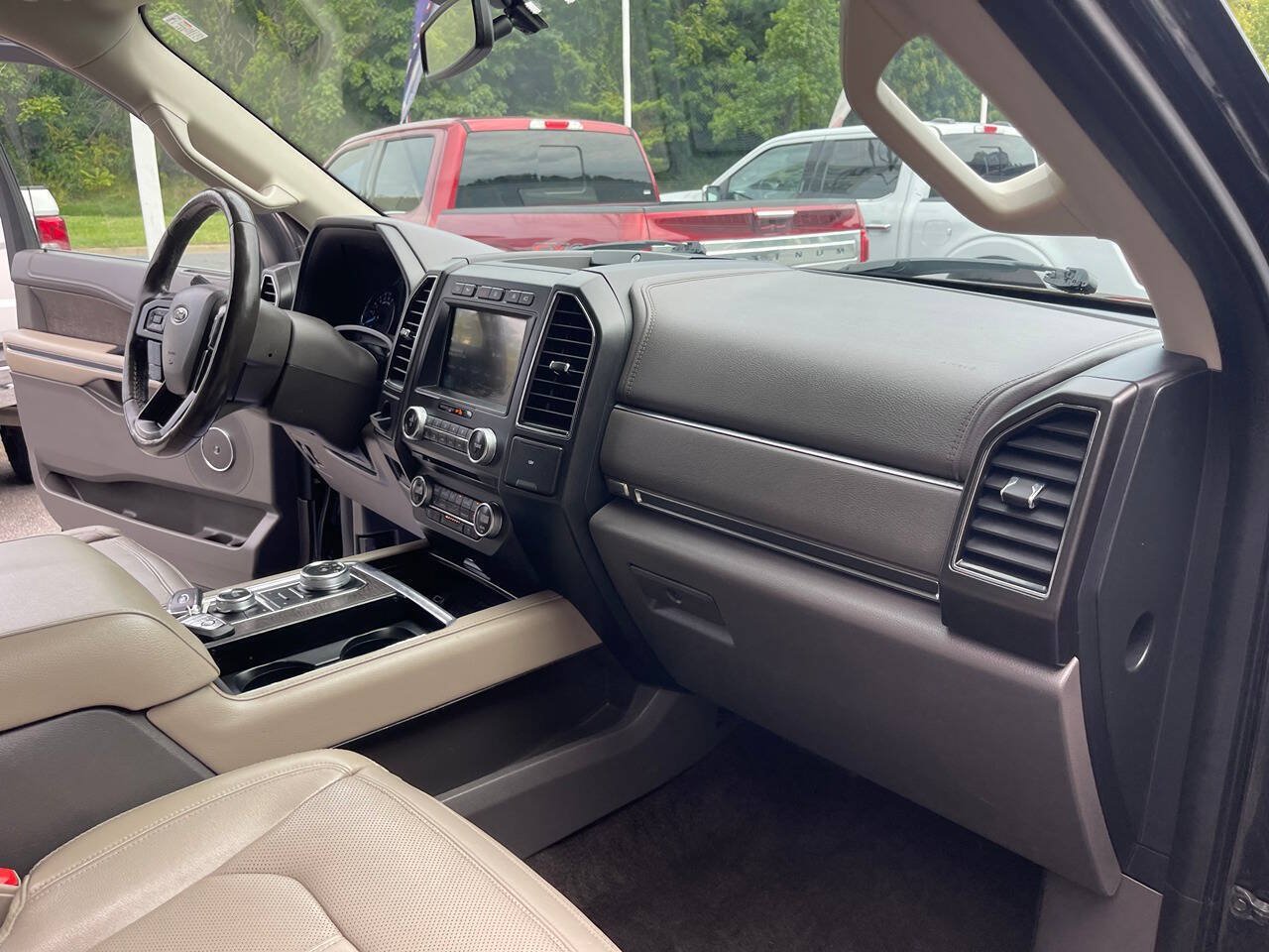 Used 2018 Ford Expedition Max Limited w/ Equipment Group 302A AWD/4WD image 38