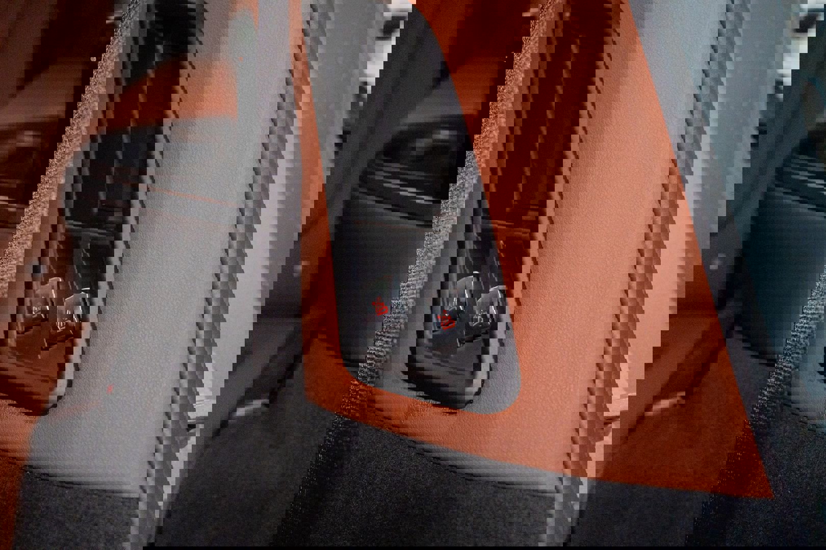 Used 2023 BMW X7 M60i image 34