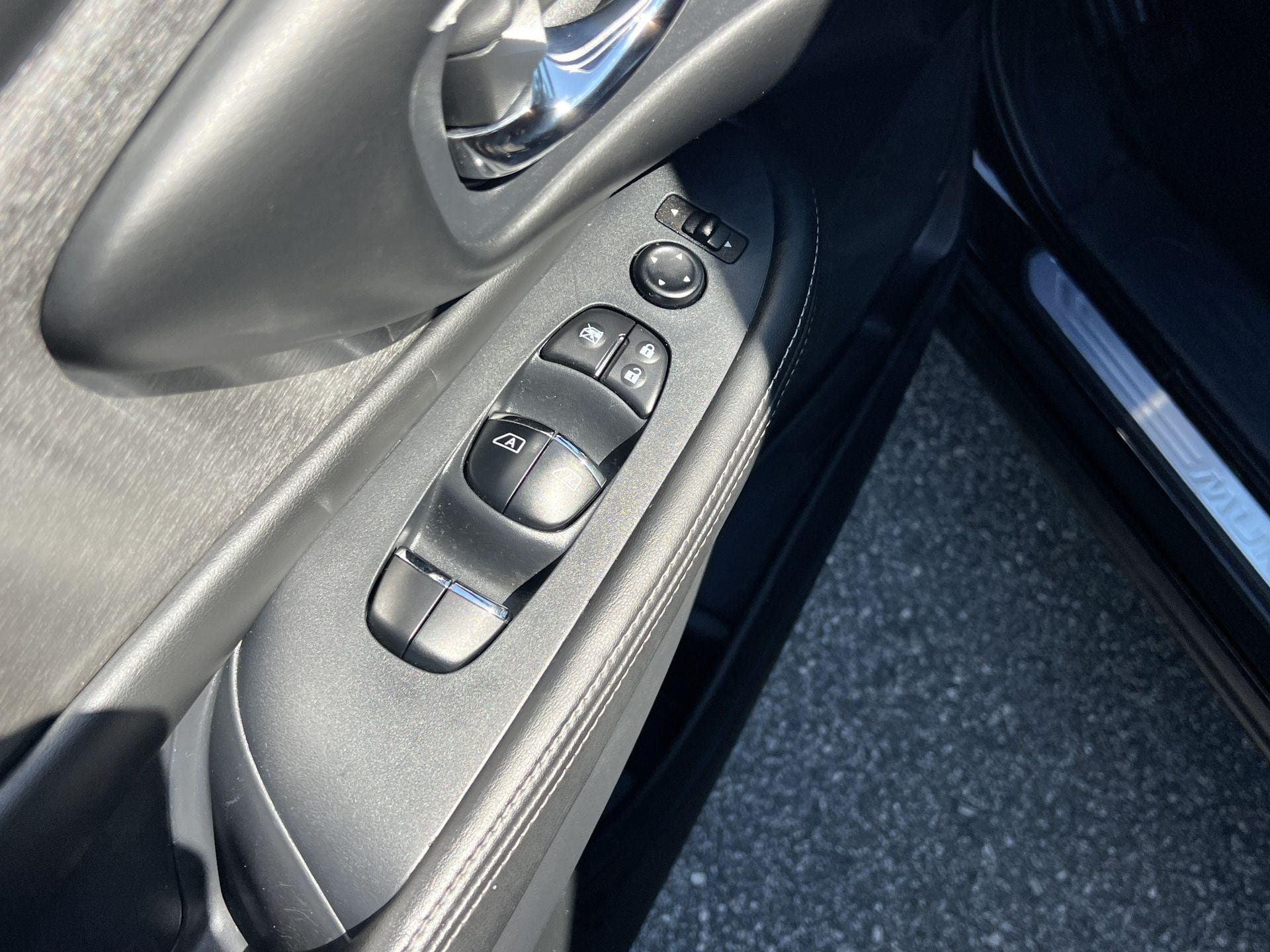 Used 2019 Nissan Murano SL w/ SL Technology Package AWD/4WD image 14