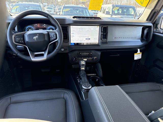 New 2025 Ford Bronco Badlands image 5