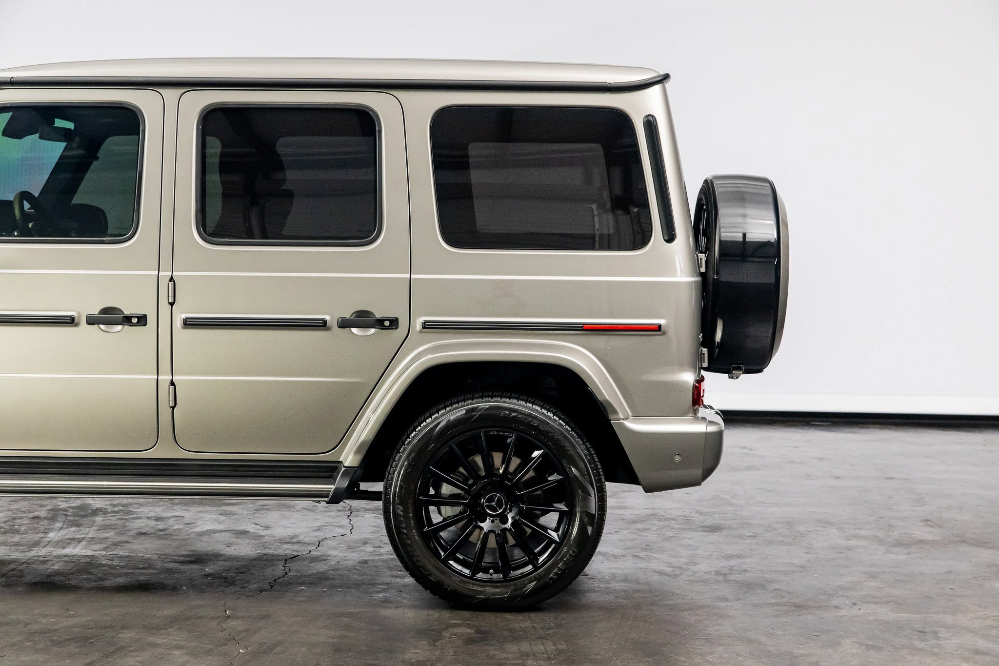 Used 2023 Mercedes-Benz G 550 image 16