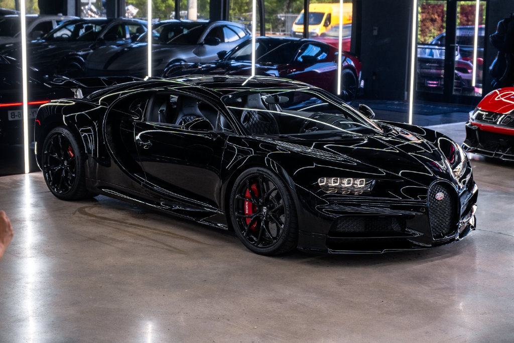 Used 2018 Bugatti Chiron AWD/4WD image 1