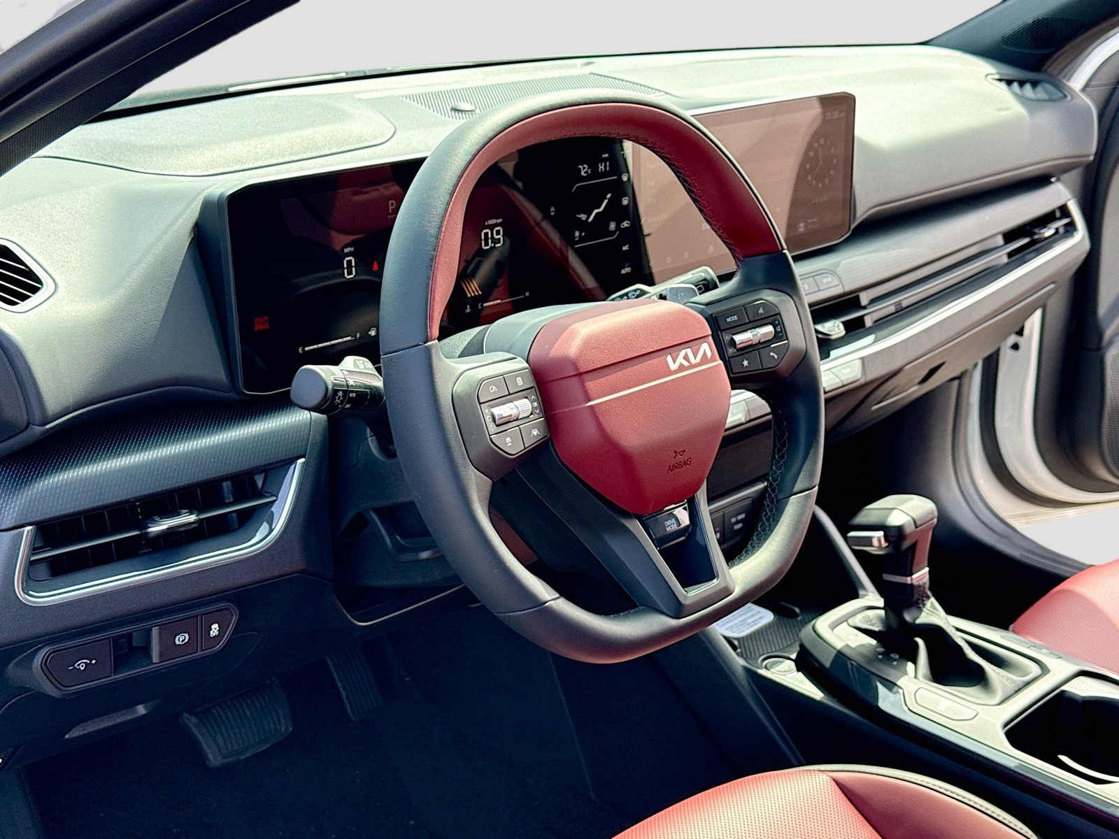 New 2026 Kia K4 GT-Line image 4