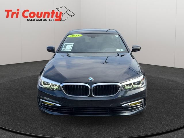 Used 2018 BMW 540i xDrive image 2