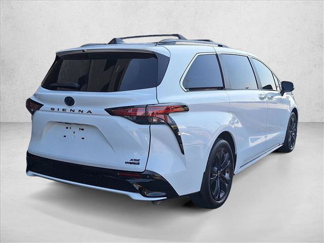 Certified 2024 Toyota Sienna XSE w/ XSE Premium Package image 5
