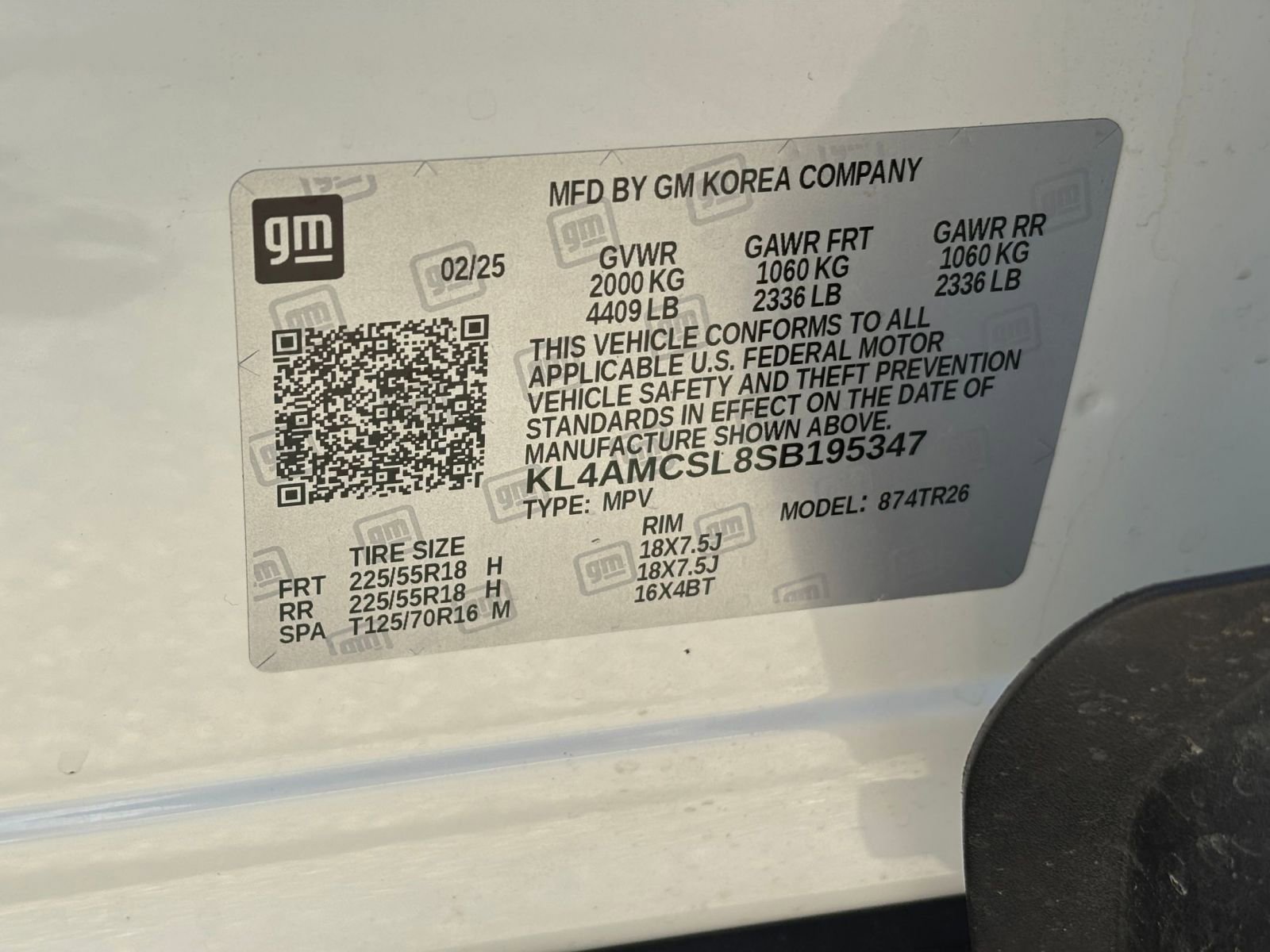 Used 2025 Buick Encore GX Preferred AWD/4WD image 34