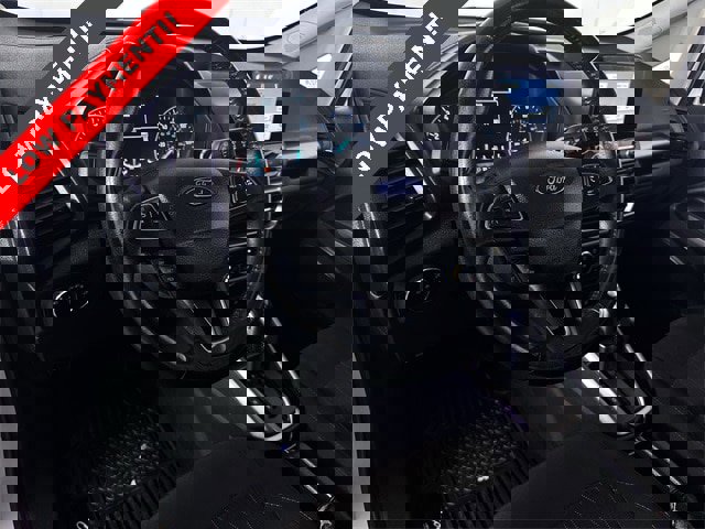 Used 2019 Ford EcoSport SE image 10