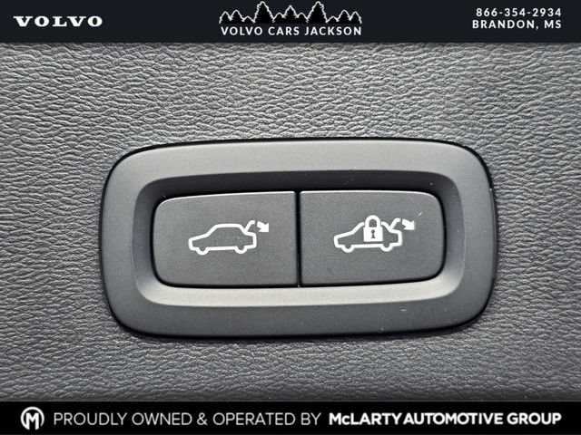 New 2026 Volvo XC40 B5 Ultra w/ Protection Package Premier AWD/4WD image 27