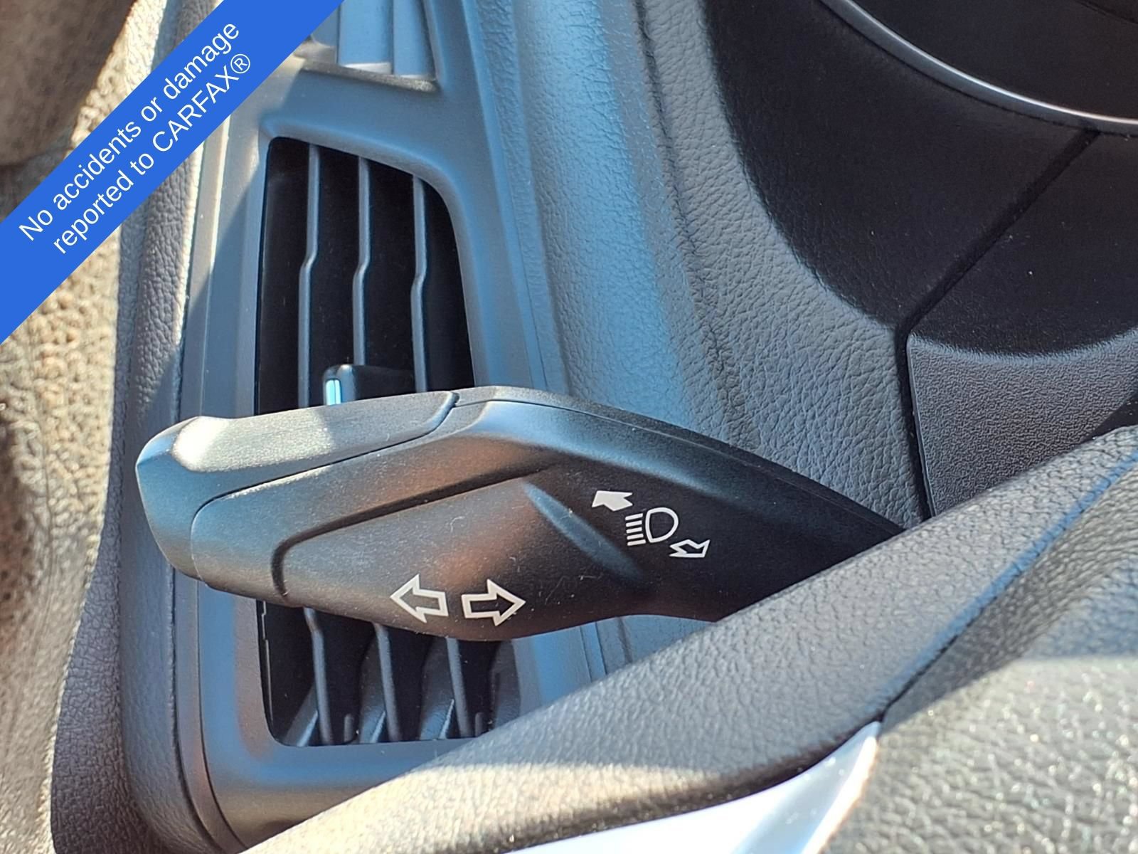 Used 2014 Ford Focus SE FWD image 24