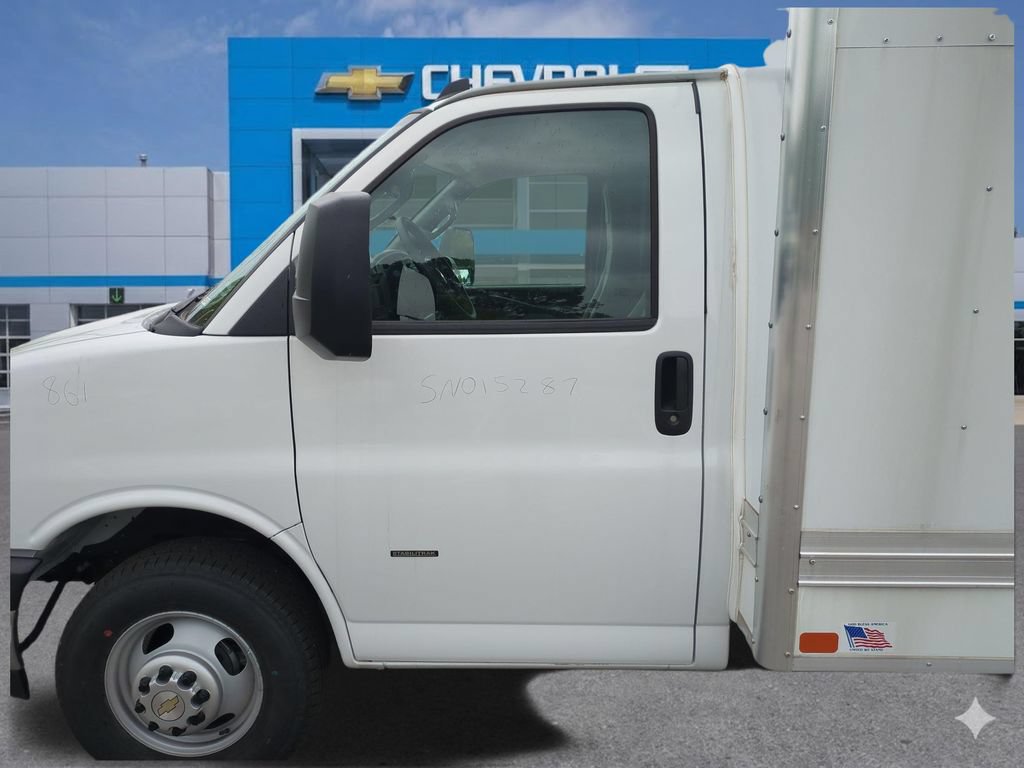 New 2025 Chevrolet Express 3500 w/ Power Convenience Package RWD image 13