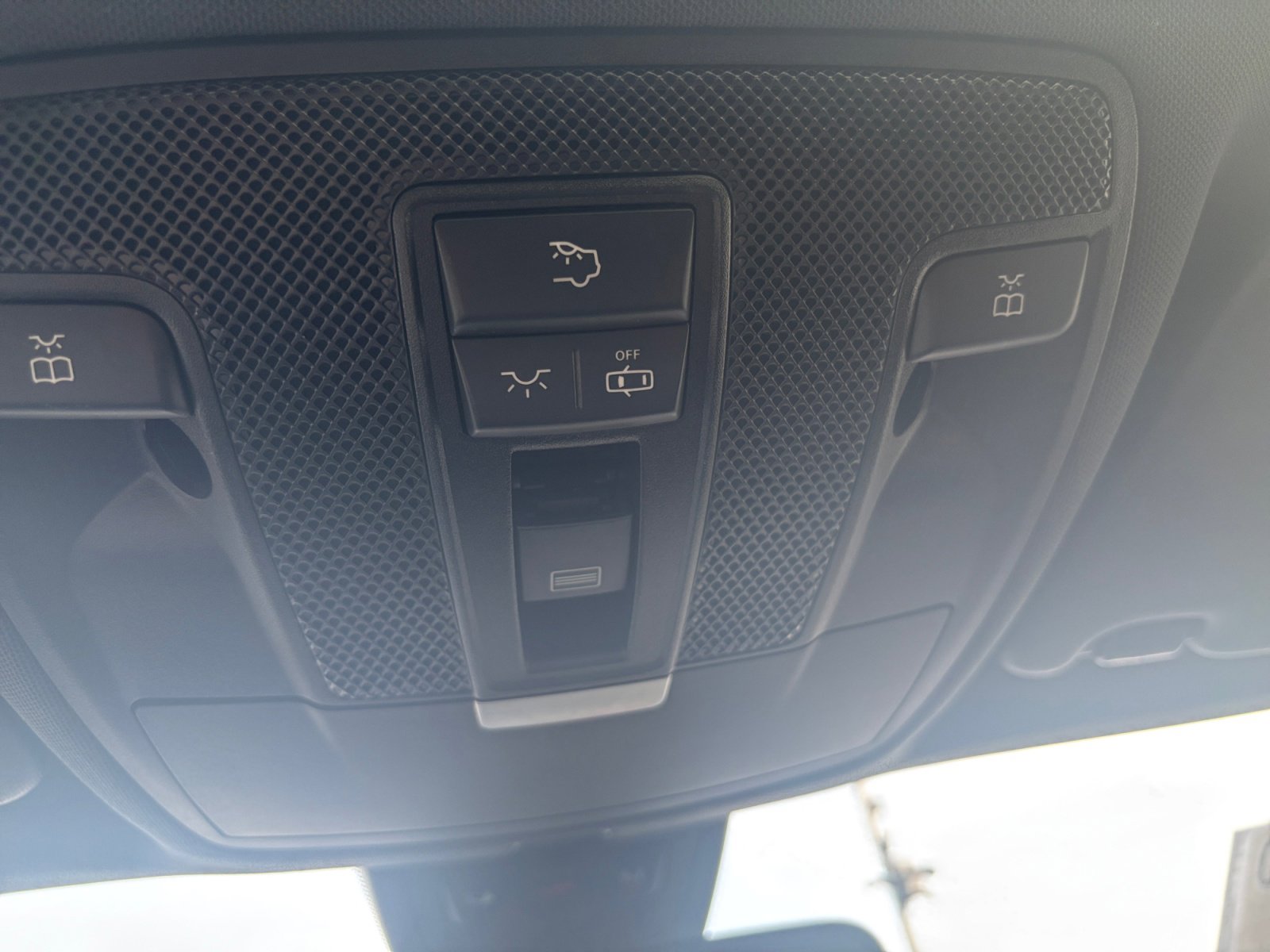 Used 2019 Mercedes-Benz GLA 250 4MATIC image 31