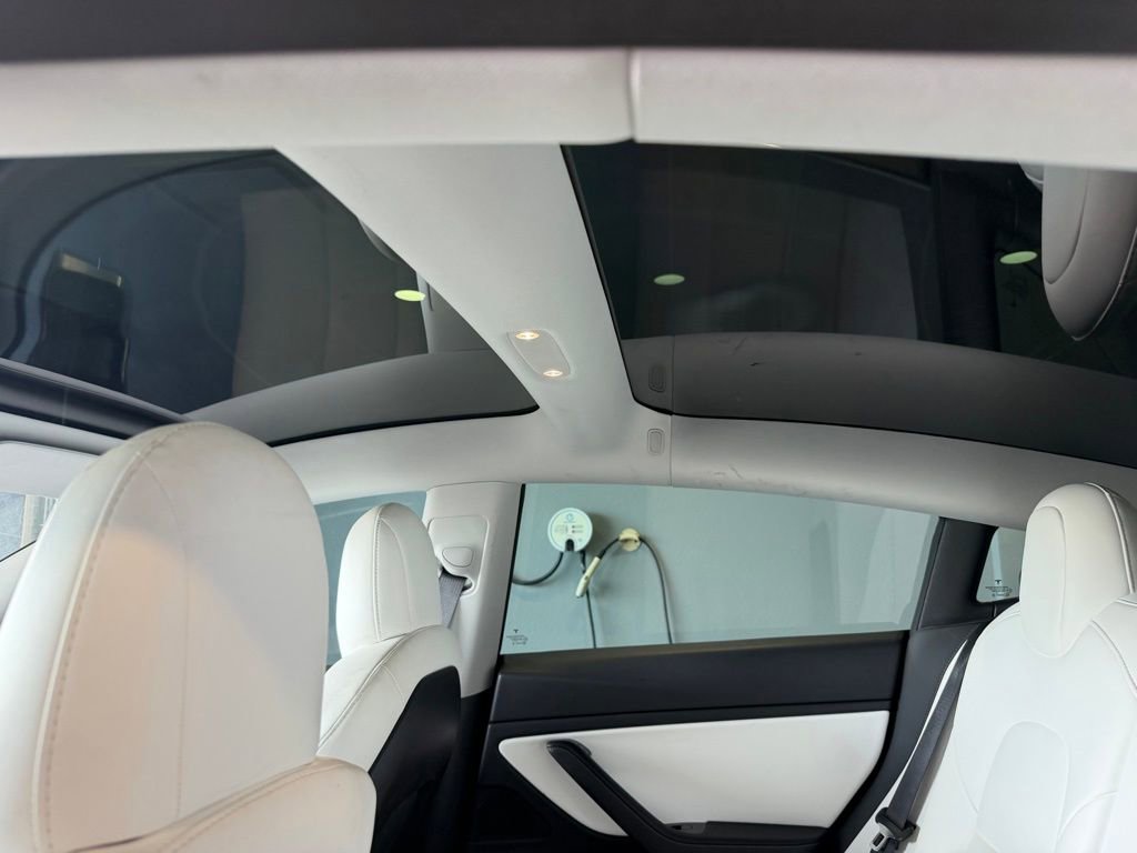 Used 2020 Tesla Model 3 Long Range image 11