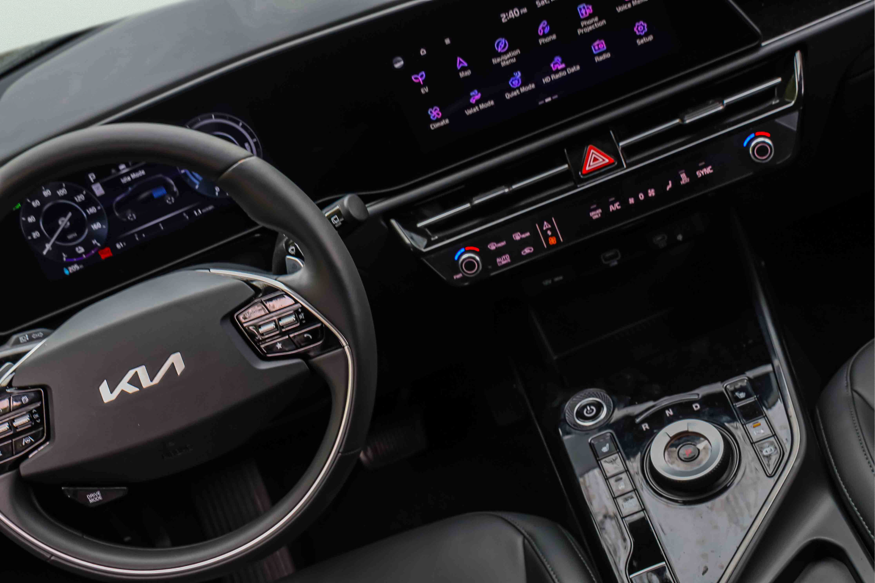 Certified 2025 Kia Niro Wind w/ Wind Preserve Package FWD image 7