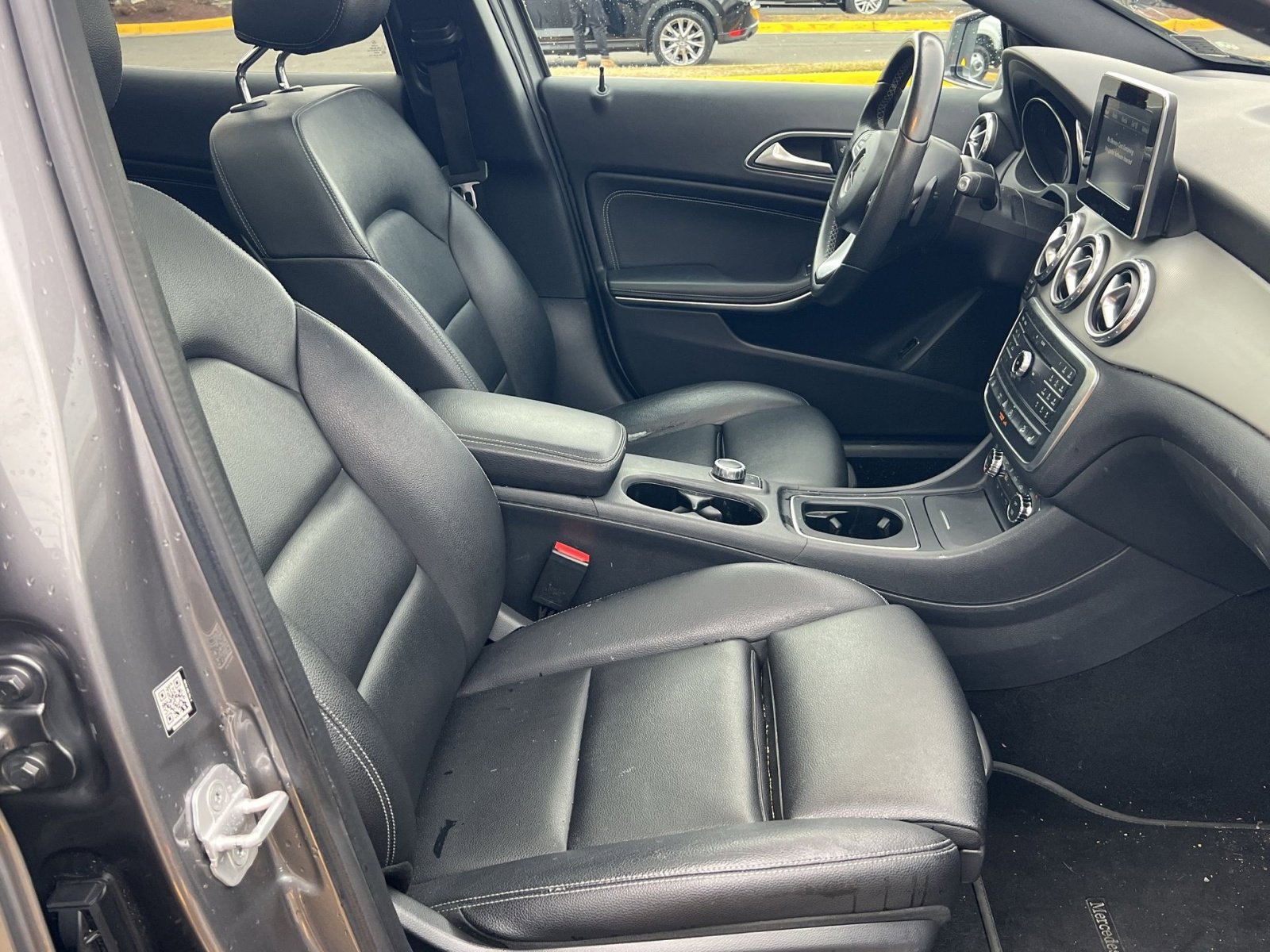 Used 2017 Mercedes-Benz GLA 250 4MATIC image 24