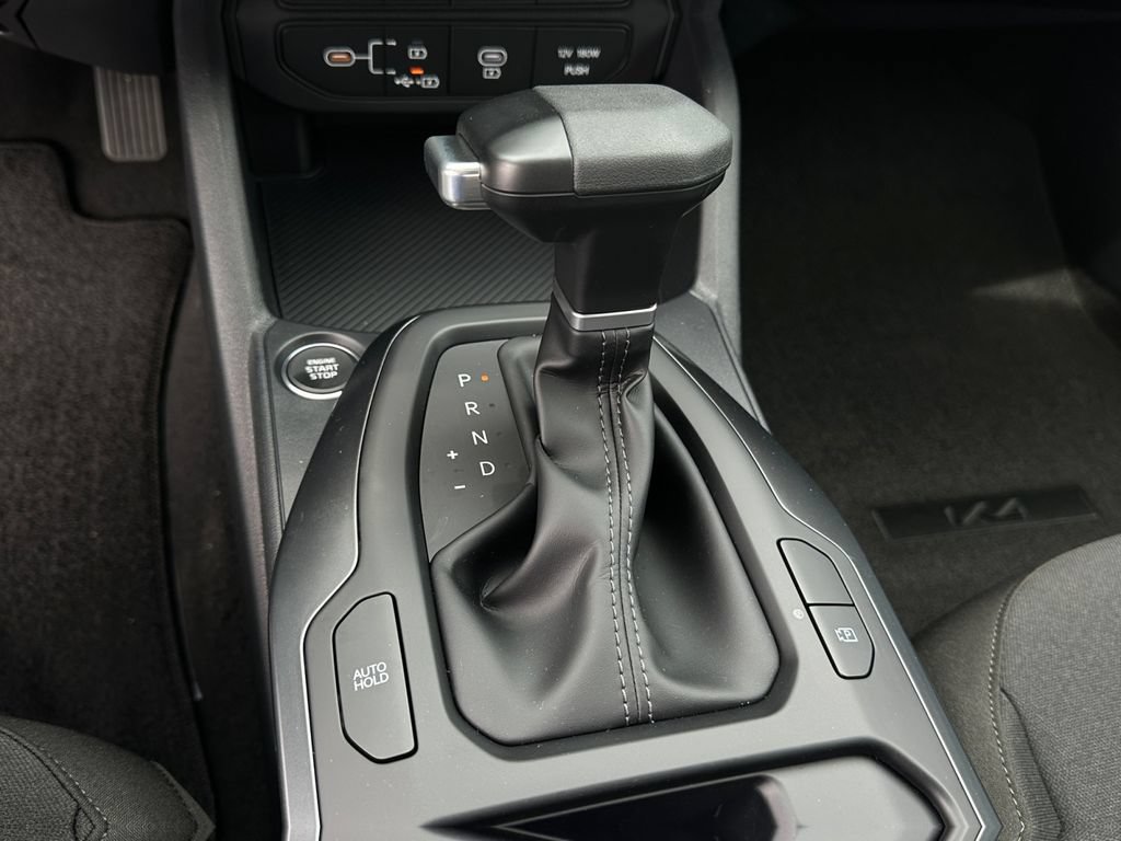 New 2026 Kia K4 FWD image 23