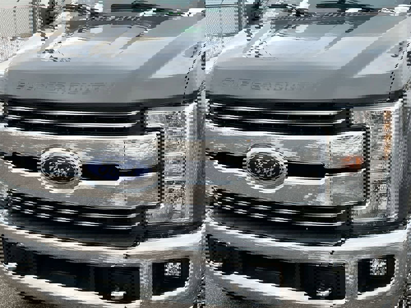 Used 2019 Ford F350 Lariat w/ Chrome Package image 11