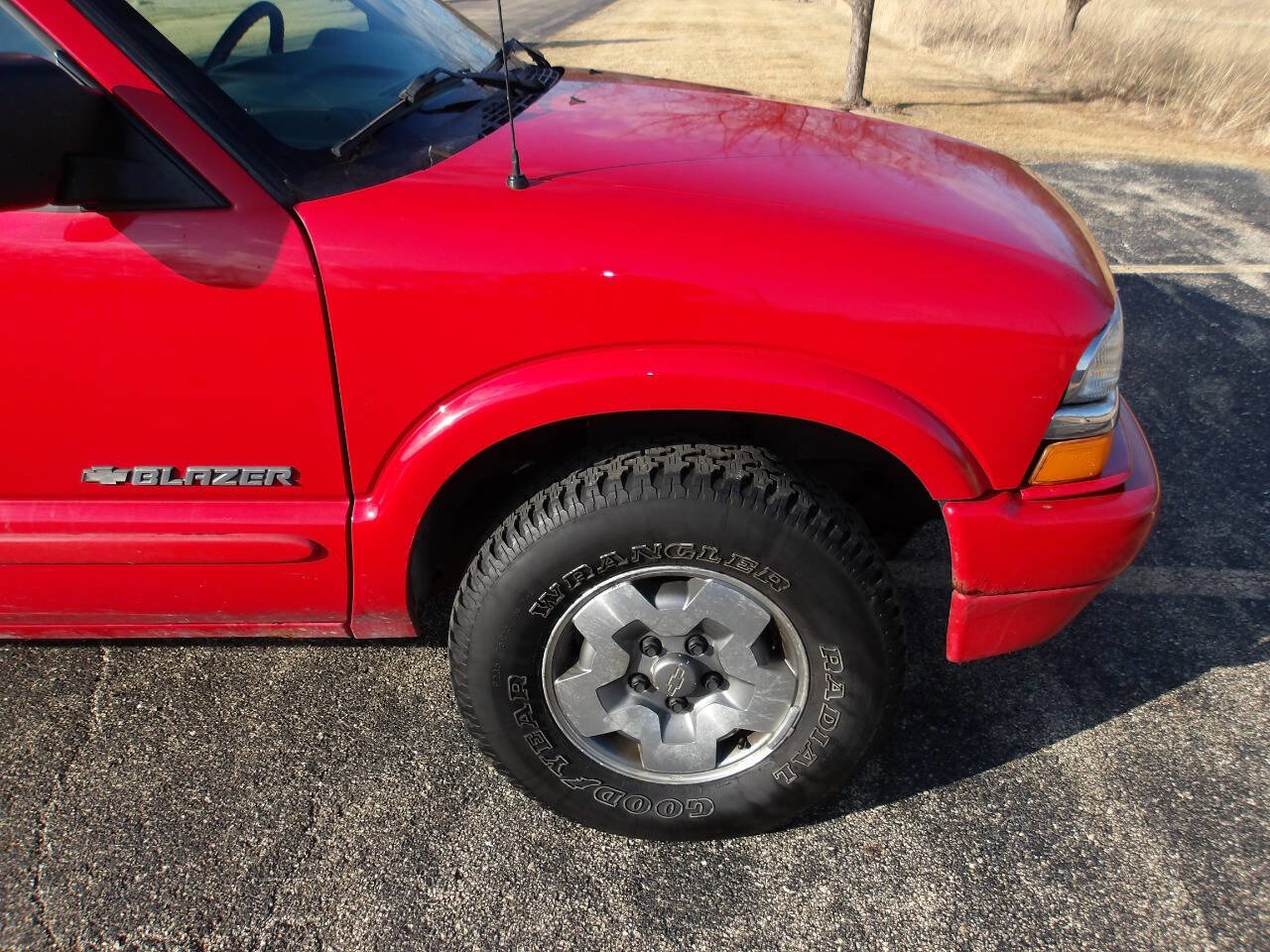 Used 2002 Chevrolet Blazer LS w/ Preferred Equipment Group image 28