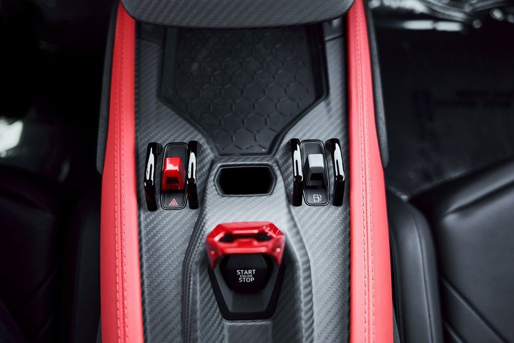 Used 2025 Lamborghini Revuelto image 61