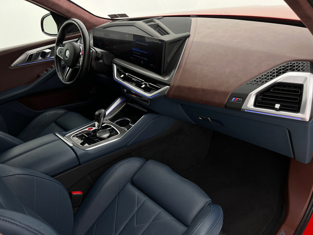 Certified 2023 BMW XM AWD/4WD image 13