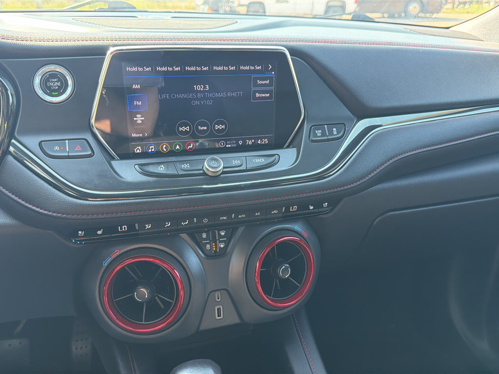 Used 2022 Chevrolet Blazer RS w/ Enhanced Convenience Package AWD/4WD image 19