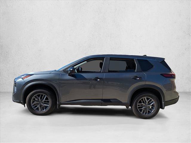 Used 2025 Nissan Rogue S image 9