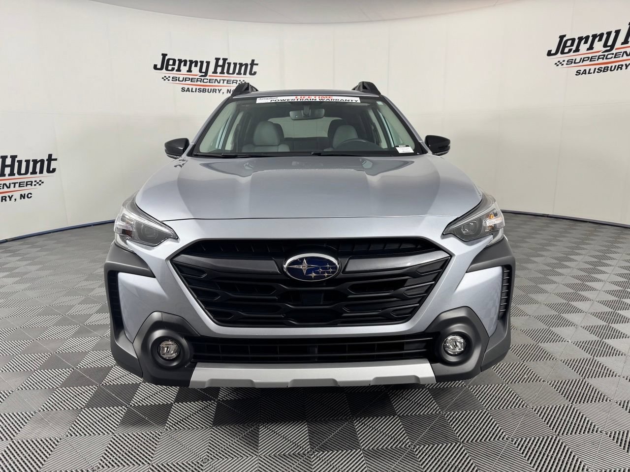 Used 2023 Subaru Outback Limited AWD/4WD image 4
