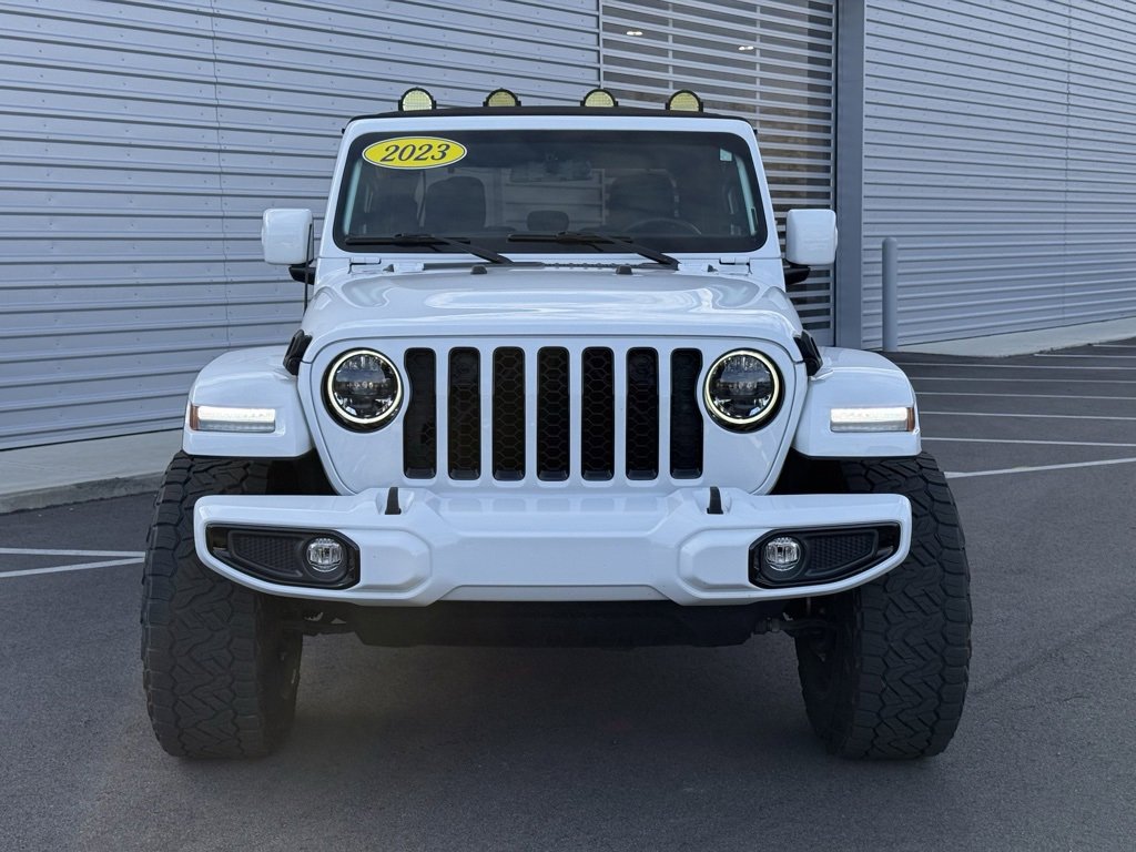 Used 2023 Jeep Gladiator Overland image 2