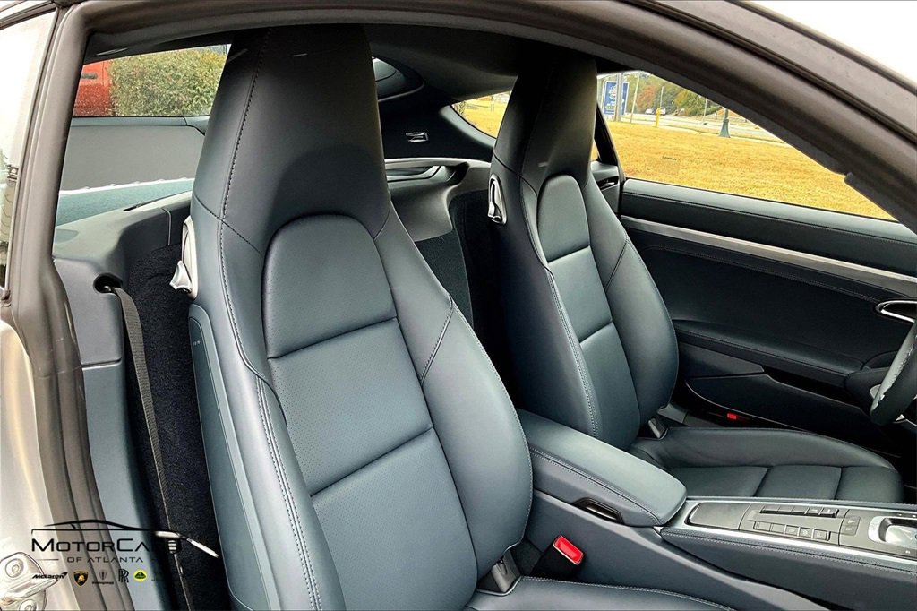 Used 2024 Porsche 718 Cayman image 9