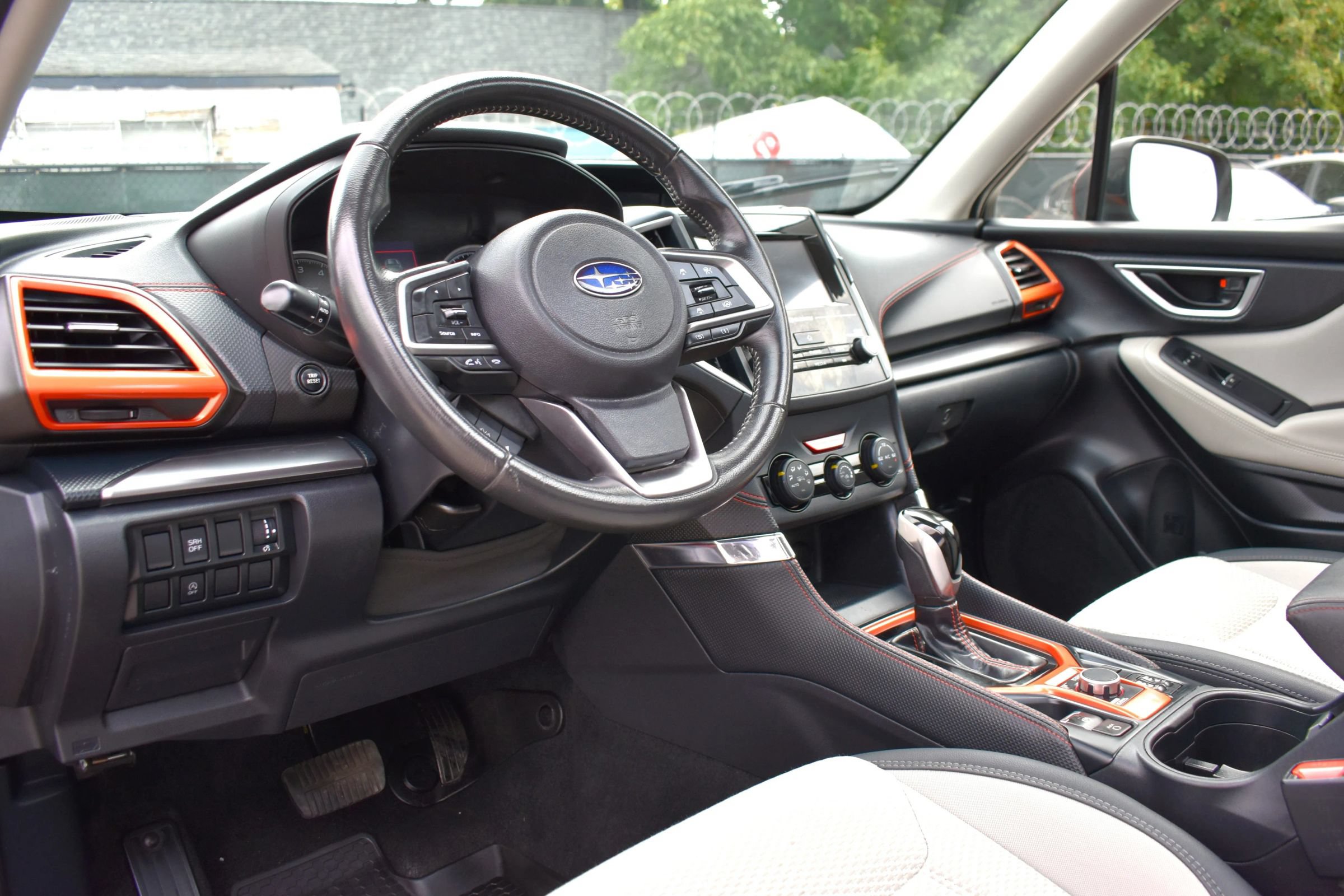 Used 2024 Subaru Forester Premium AWD/4WD image 3