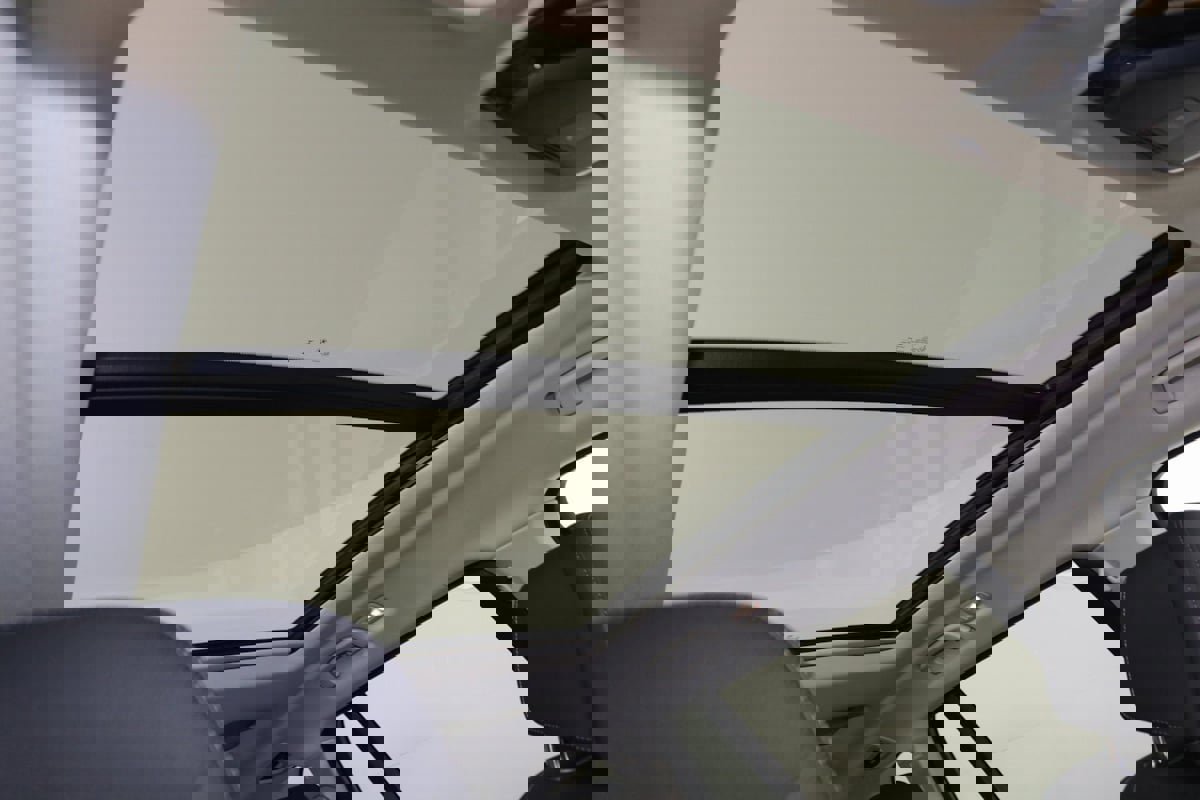 Used 2023 BMW X7 xDrive40i w/ Premium Package image 11