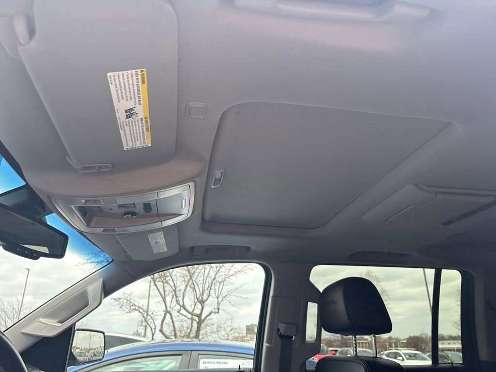 Used 2015 GMC Yukon XL Denali w/ Open Road Package image 11