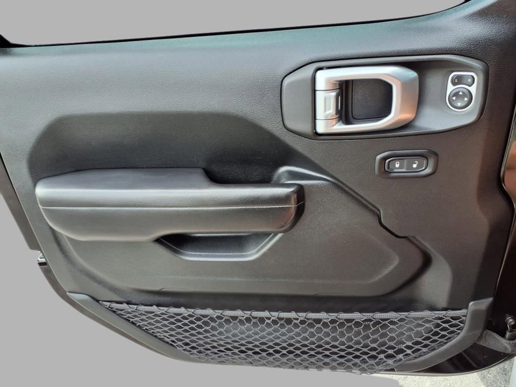 Used 2020 Jeep Gladiator Rubicon image 15