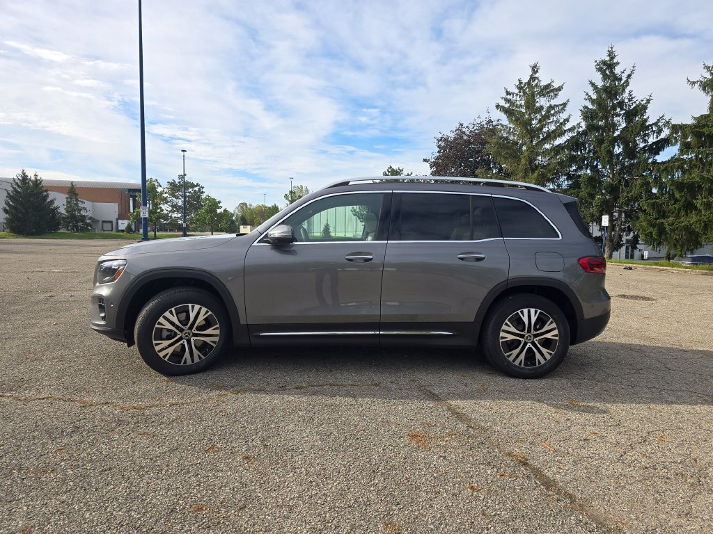 New 2026 Mercedes-Benz GLB 250 4MATIC image 13