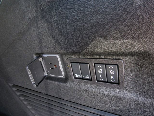 New 2026 GMC Yukon XL Elevation image 12